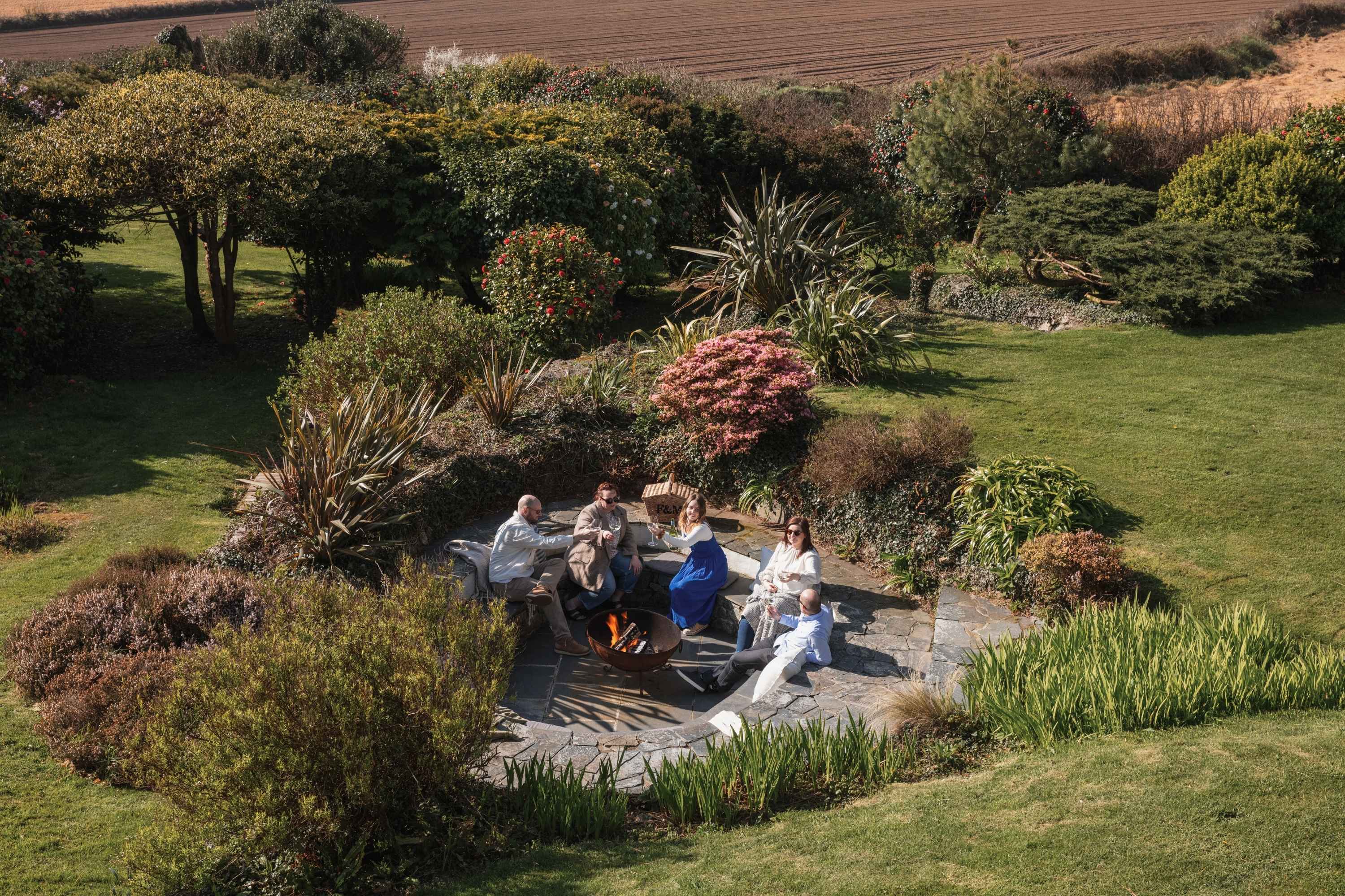 Multigenerational Family Holidays in Cornwall: How to Plan the Perfect Stay