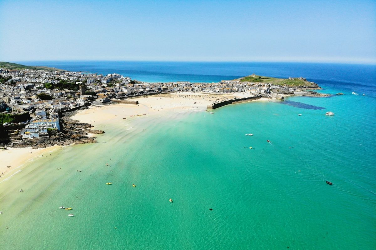 The Ultimate Guide to Coastal Holidays in Cornwall
